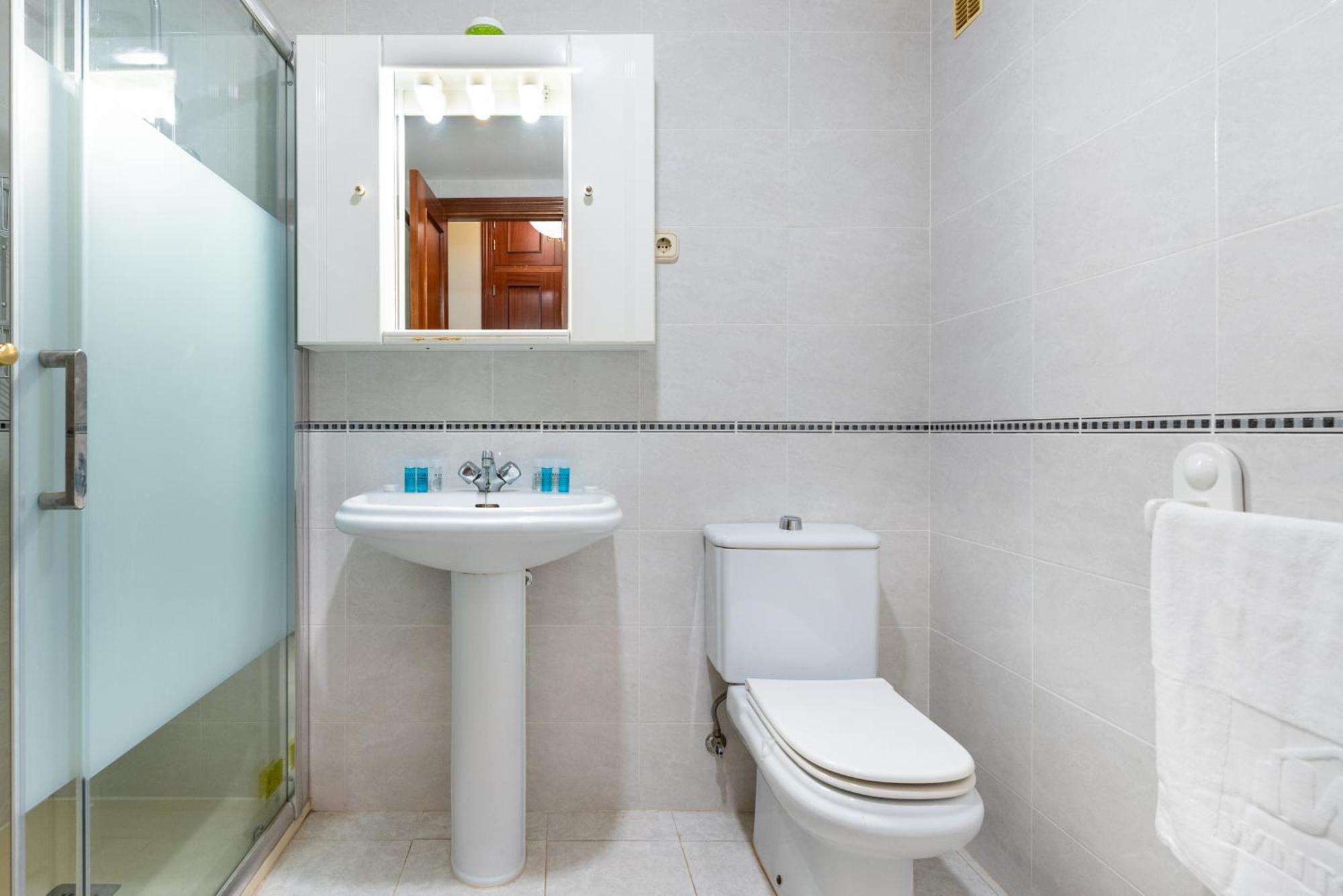 Wintowinrentals 1ª Linea De Playa, Parking Y Wifi Rincon de la Victoria Exterior photo