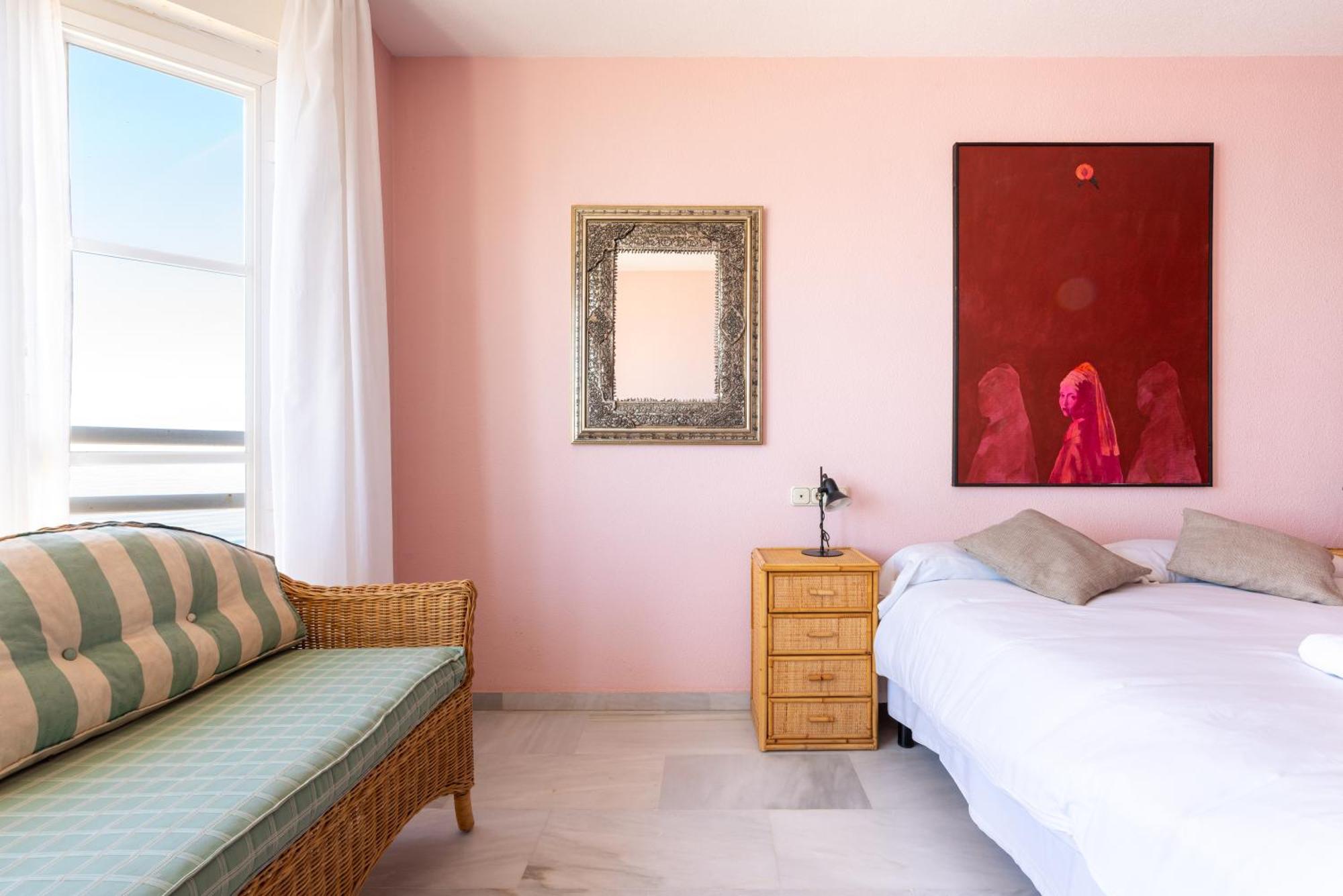 Wintowinrentals 1ª Linea De Playa, Parking Y Wifi Rincon de la Victoria Exterior photo